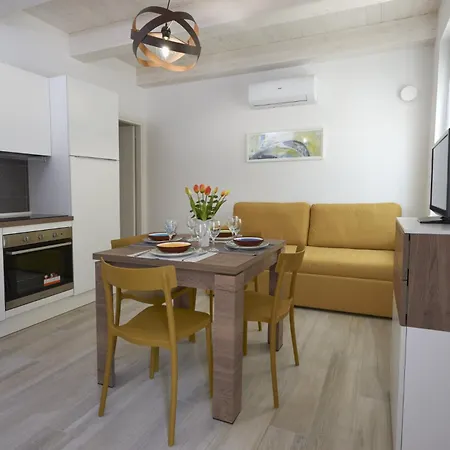 Moderno In Pieno Centro *